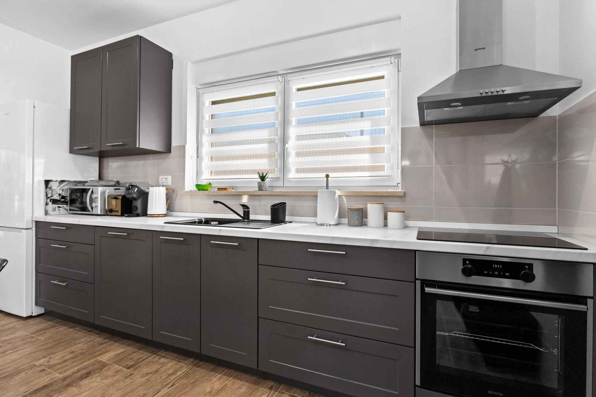 Villa Sunny Olive Перой Екстериор снимка